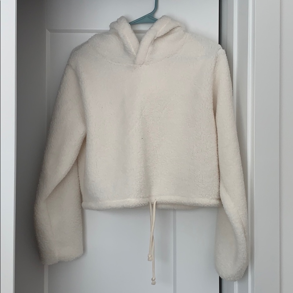 Cropped Sherpa hoodie